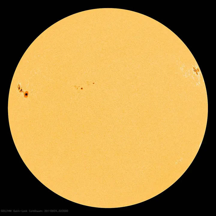 Disco del Sol con manchas solares